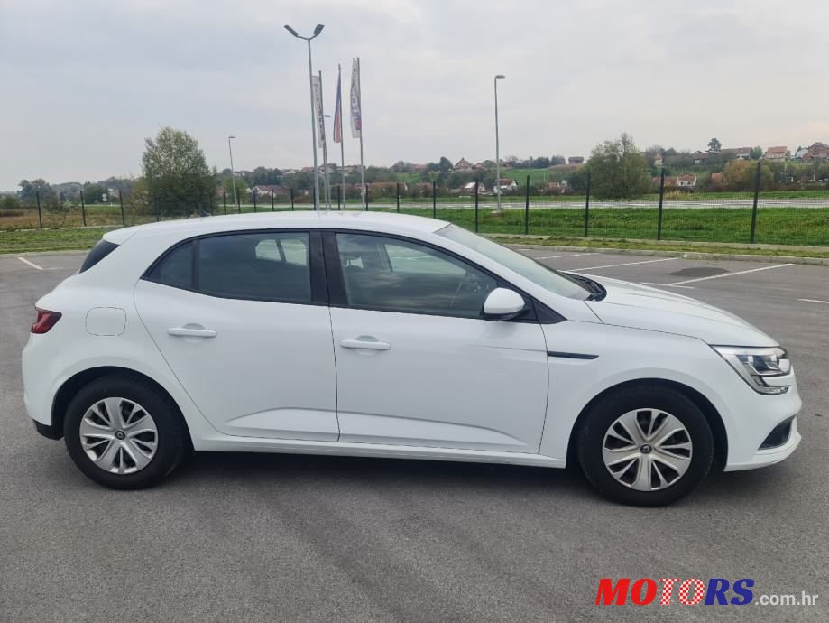 2017' Renault Megane Dci 90 photo #4