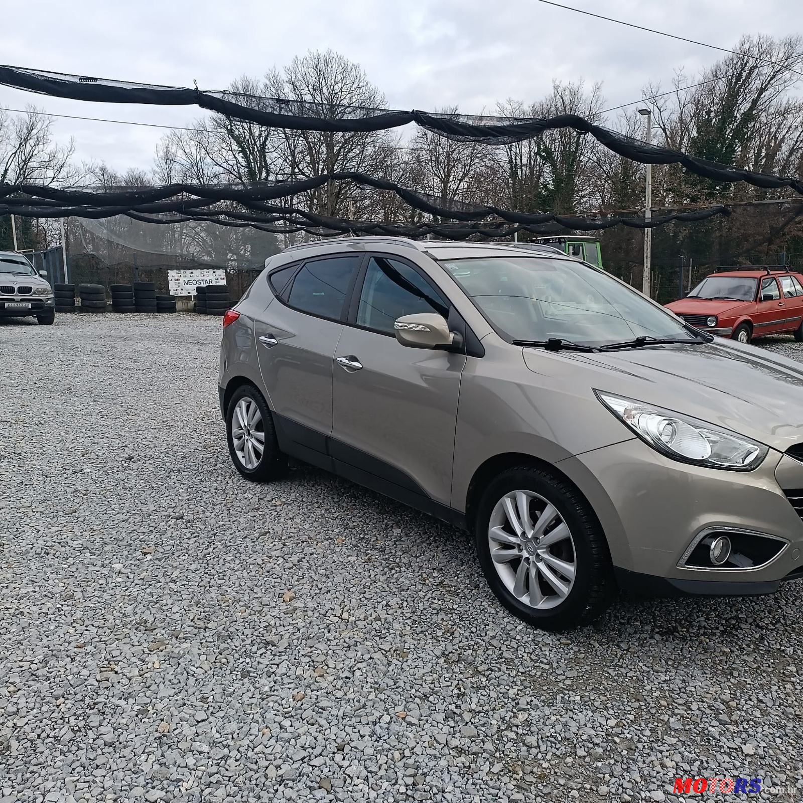 2011' Hyundai ix35 2.0 Crdi photo #2