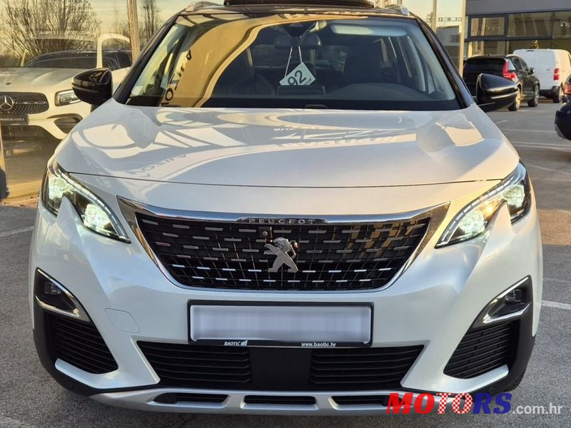 2019' Peugeot 5008 photo #3