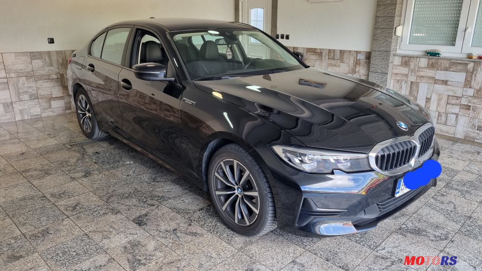 2019' BMW Serija 3 318D photo #2