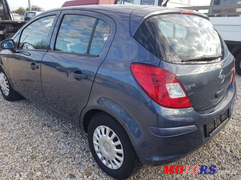 2008' Opel Corsa 1,2 16V photo #4