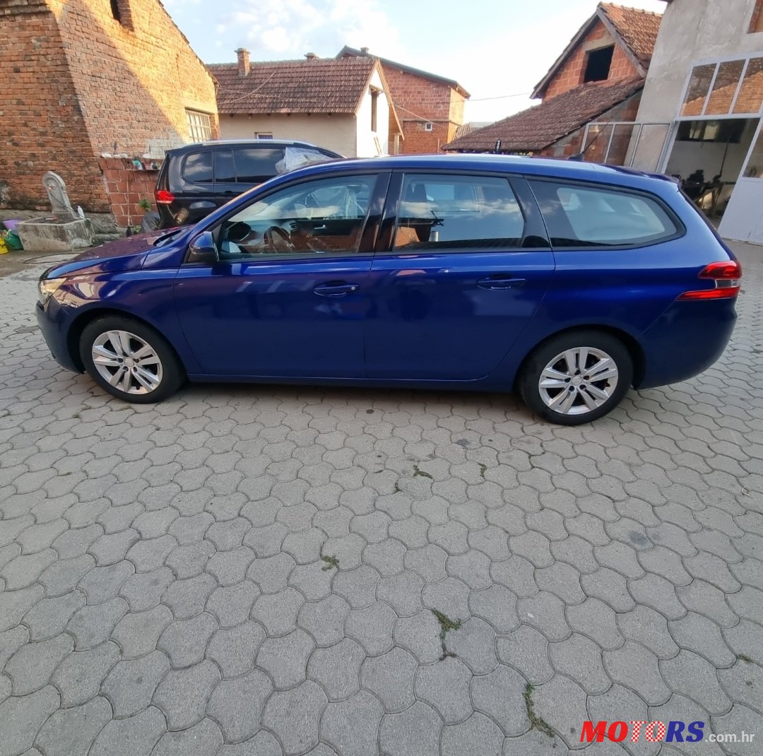 2019' Peugeot 308 photo #4