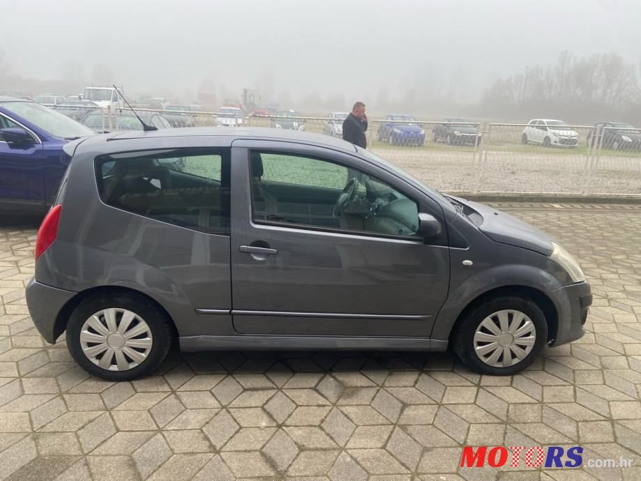 2009' Citroen C2 1,4 I Vtr photo #5