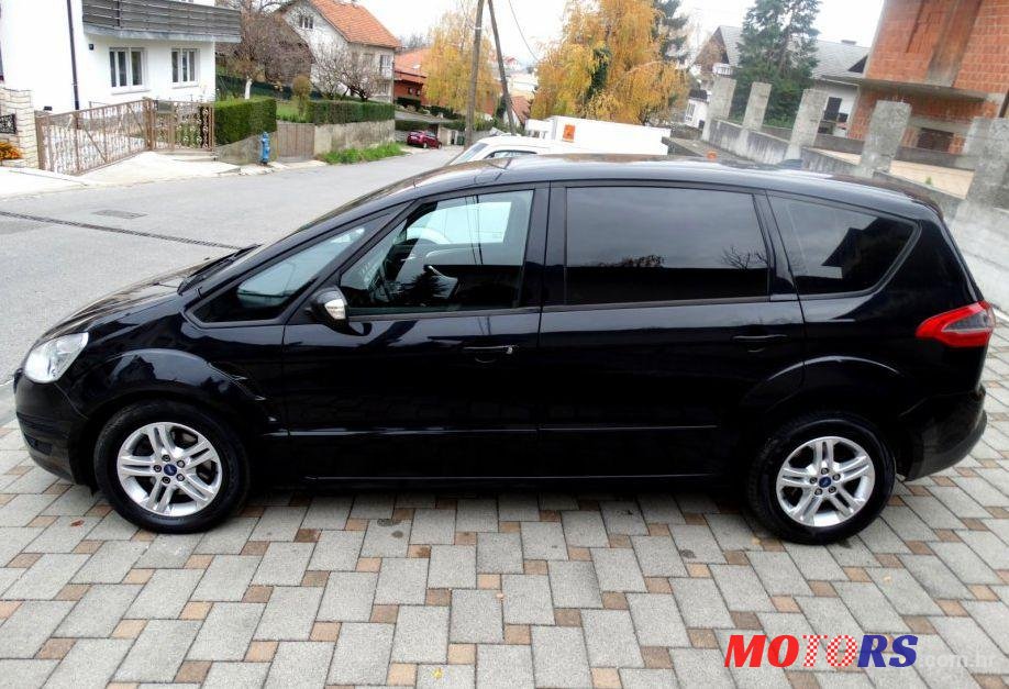 2010' Ford S-Max 2,0 photo #1