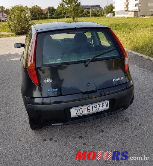 2002' Fiat Punto 1,9 Jtd photo #2