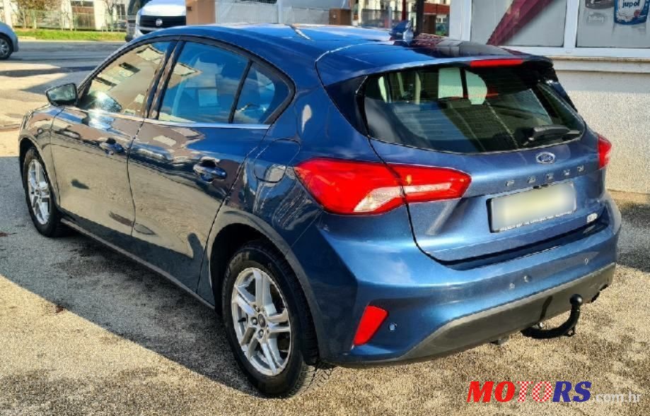 2020' Ford Focus photo #3