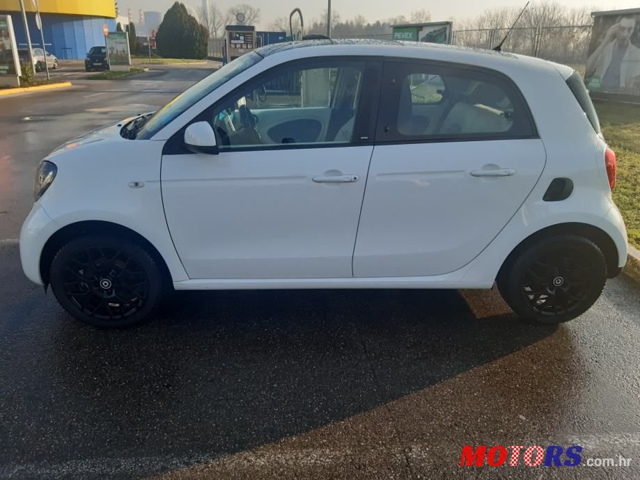 2015' Smart Forfour 1.0 photo #5