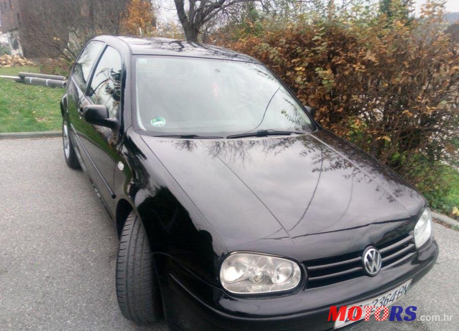 1998' Volkswagen Golf IV 1,6 photo #1