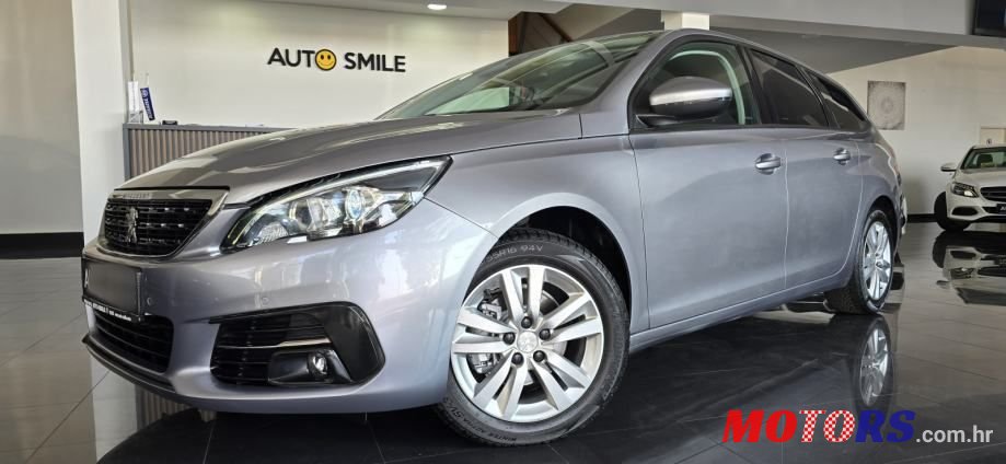 2020' Peugeot 308 Sw photo #1