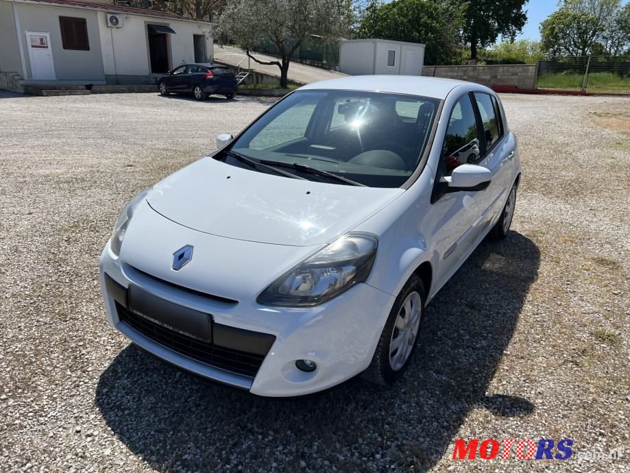 2010' Renault Clio 1,2 16V photo #1