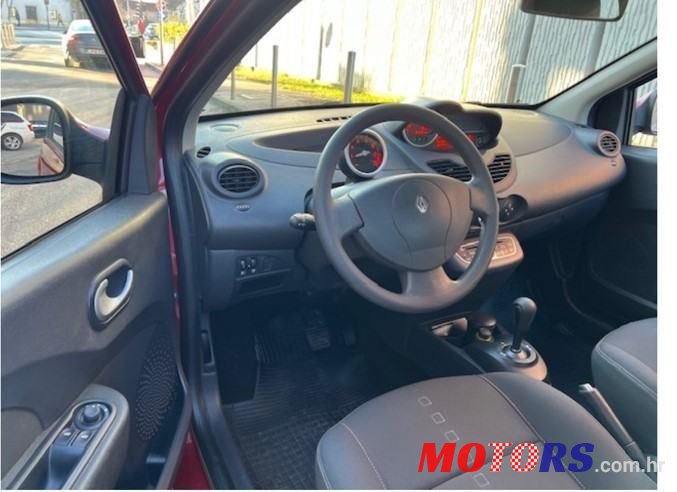 2010' Renault Twingo 1,2 16V photo #2