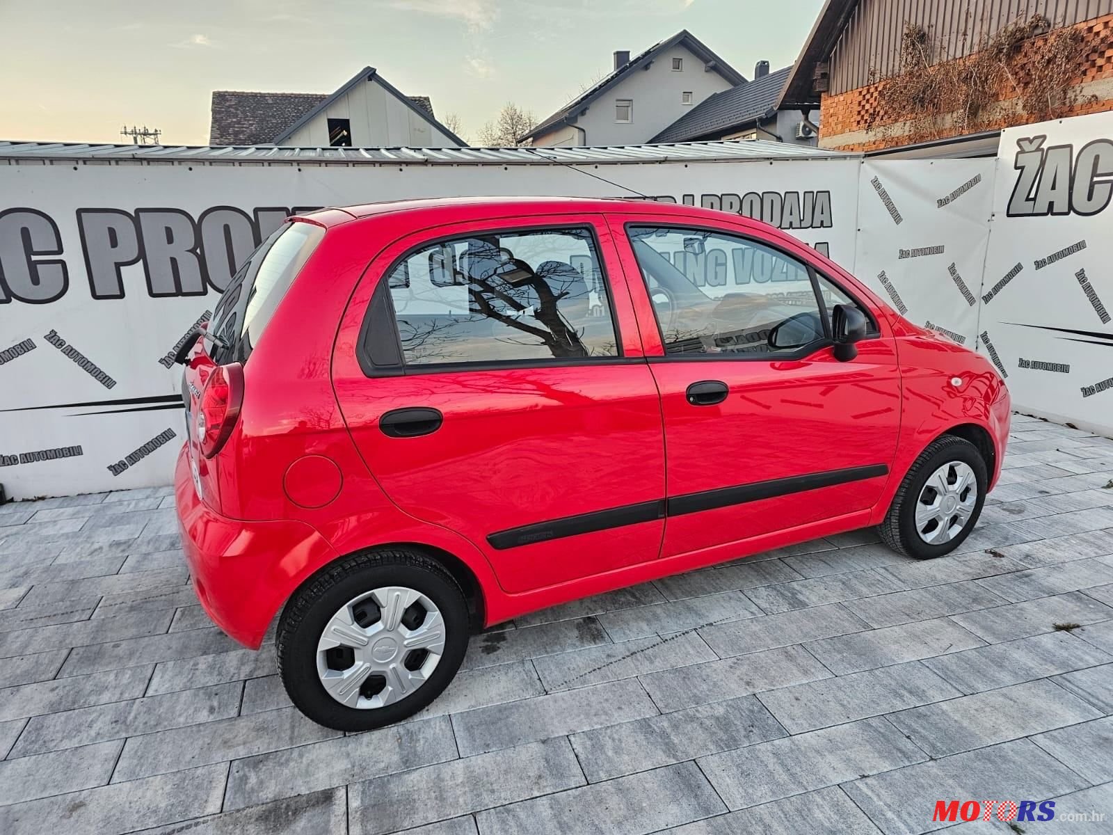 2009' Chevrolet Spark Spark 0,8 photo #3