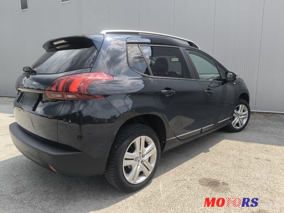 2018' Peugeot 2008 1,2 Puretech photo #4