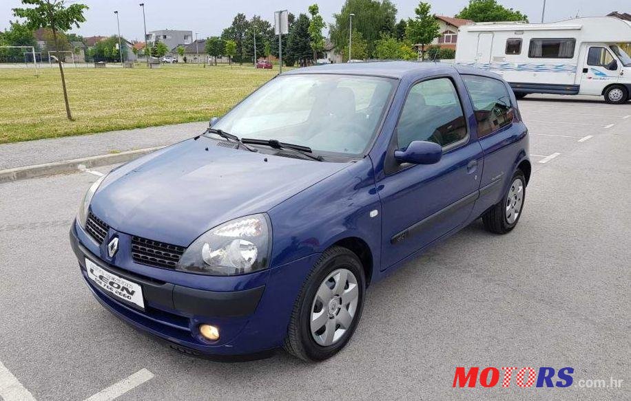 2003' Renault Clio 1,5 Dci photo #1