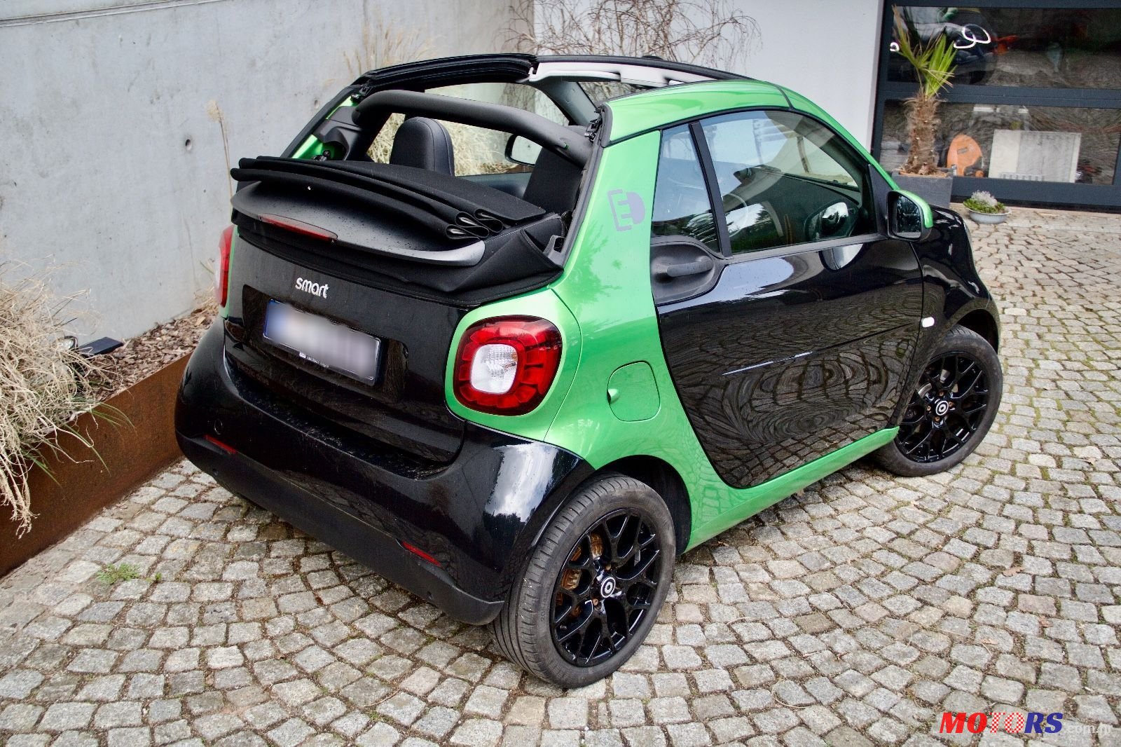 2017' Smart Fortwo photo #2