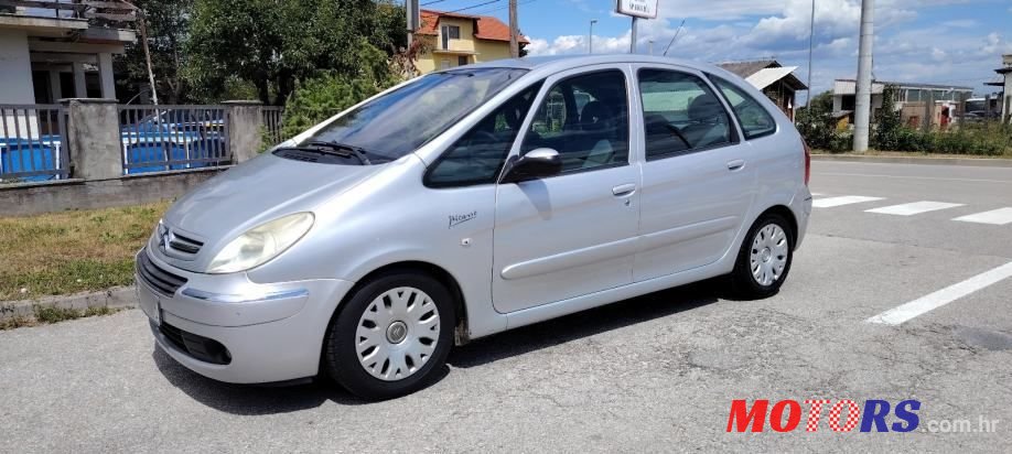 2007' Citroen Xsara Picasso 1,6 I photo #1