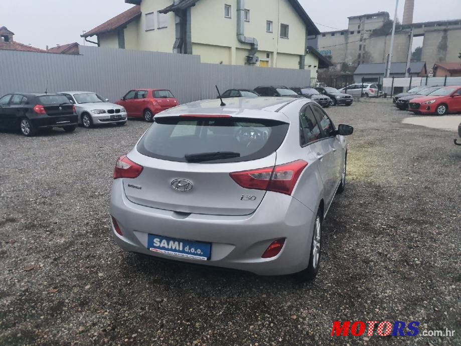 2015' Hyundai i30 1,6 Crdi photo #4