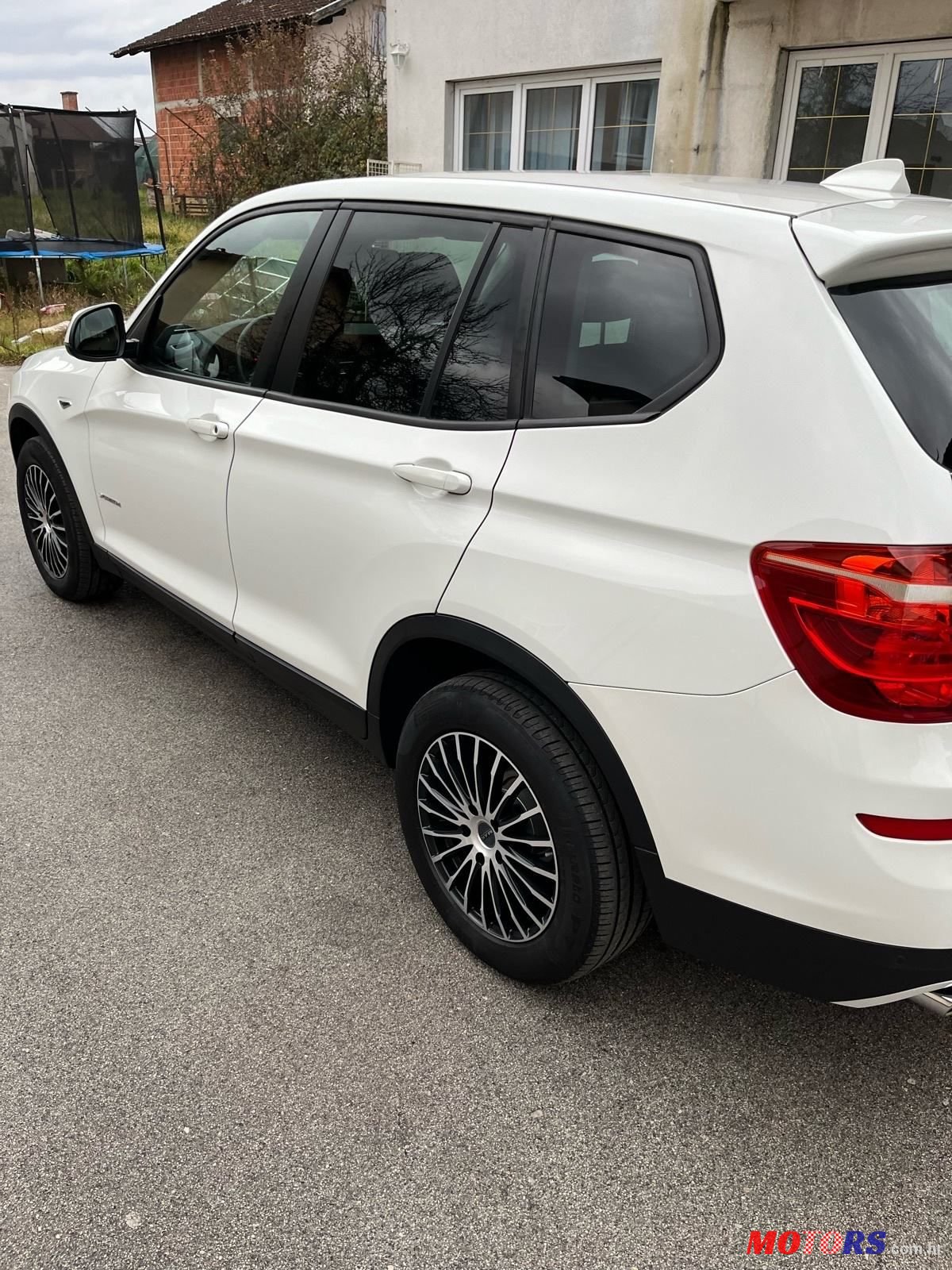 2017' BMW X3 20D photo #5