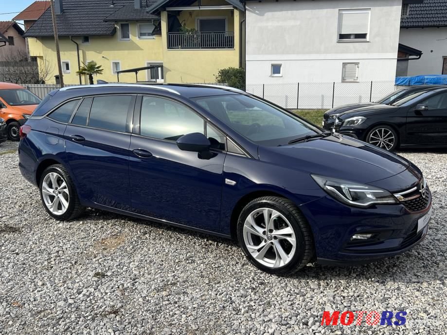 2017' Opel Astra 1.6 Cdti photo #3