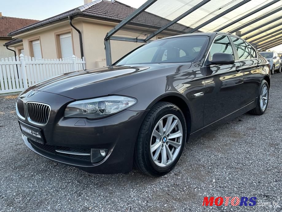 2011' BMW Serija 5 520D photo #1