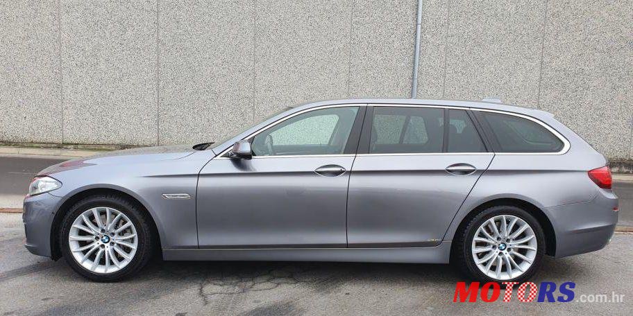 2016' BMW Serija 5 Touring 530D photo #1