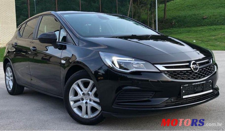 2017' Opel Astra 1.6 Cdti photo #1