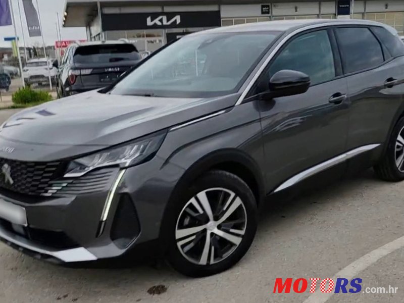 2022' Peugeot 3008 photo #4