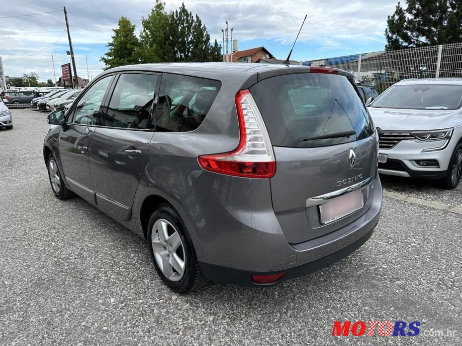 2016' Renault Grand Scenic Dci 110 photo #2