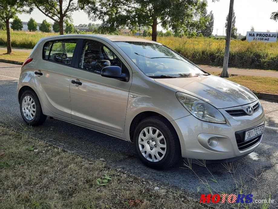 2010' Hyundai i20 1,2 photo #1