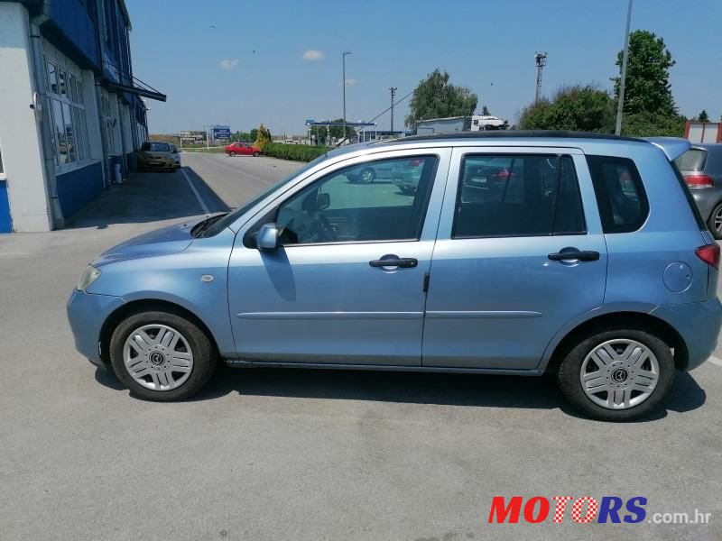 2004' Mazda 2 Cd68 Ce photo #4