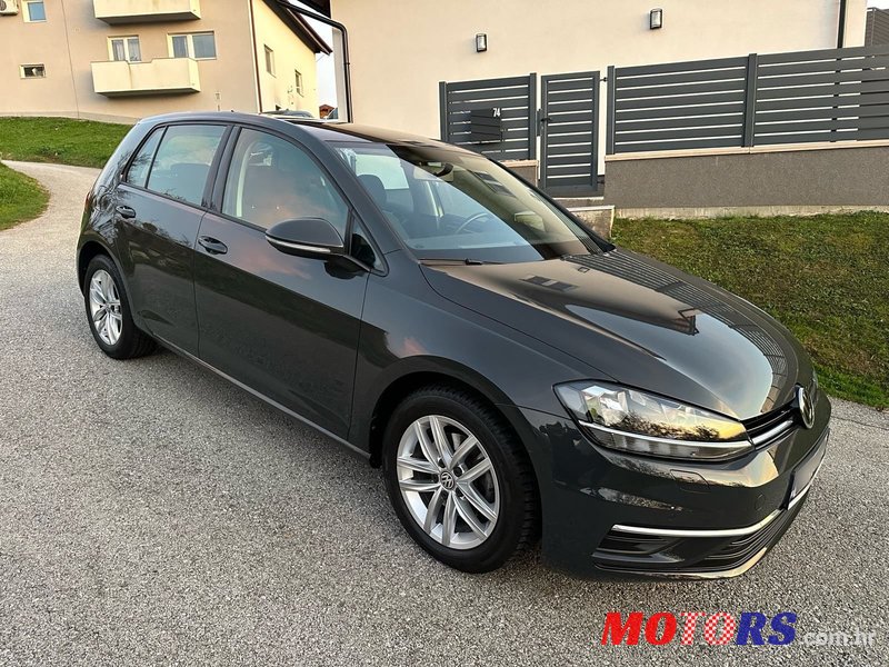 2019' Volkswagen Golf VII 1,6 Tdi photo #2