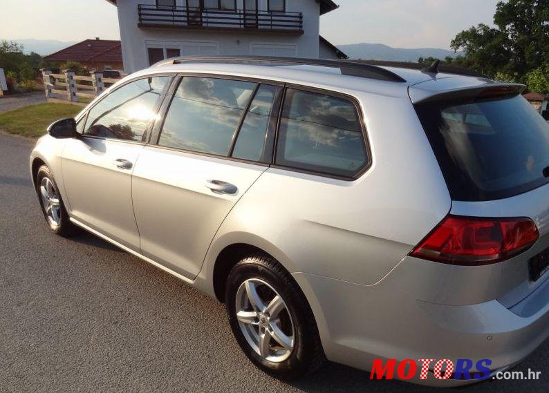 2013' Volkswagen Golf Vii Variant photo #2