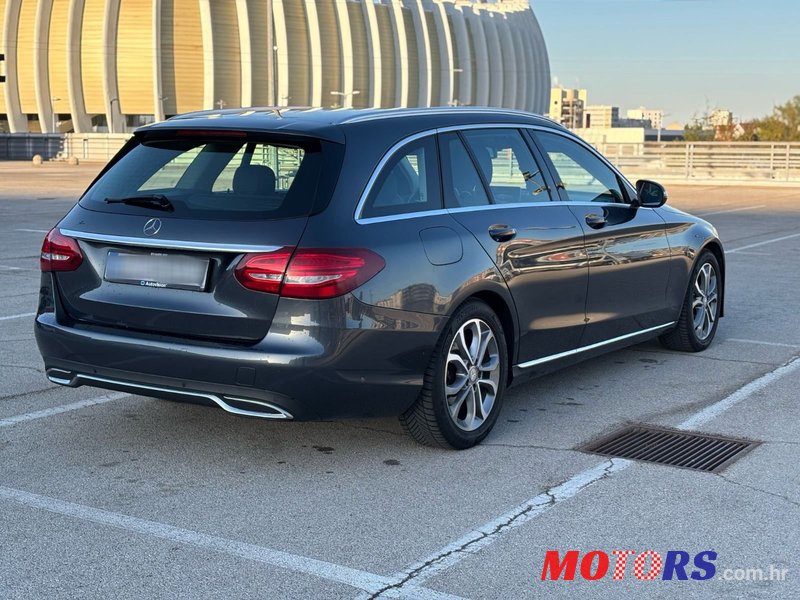 2015' Mercedes-Benz C-Klasa 220 D T photo #5