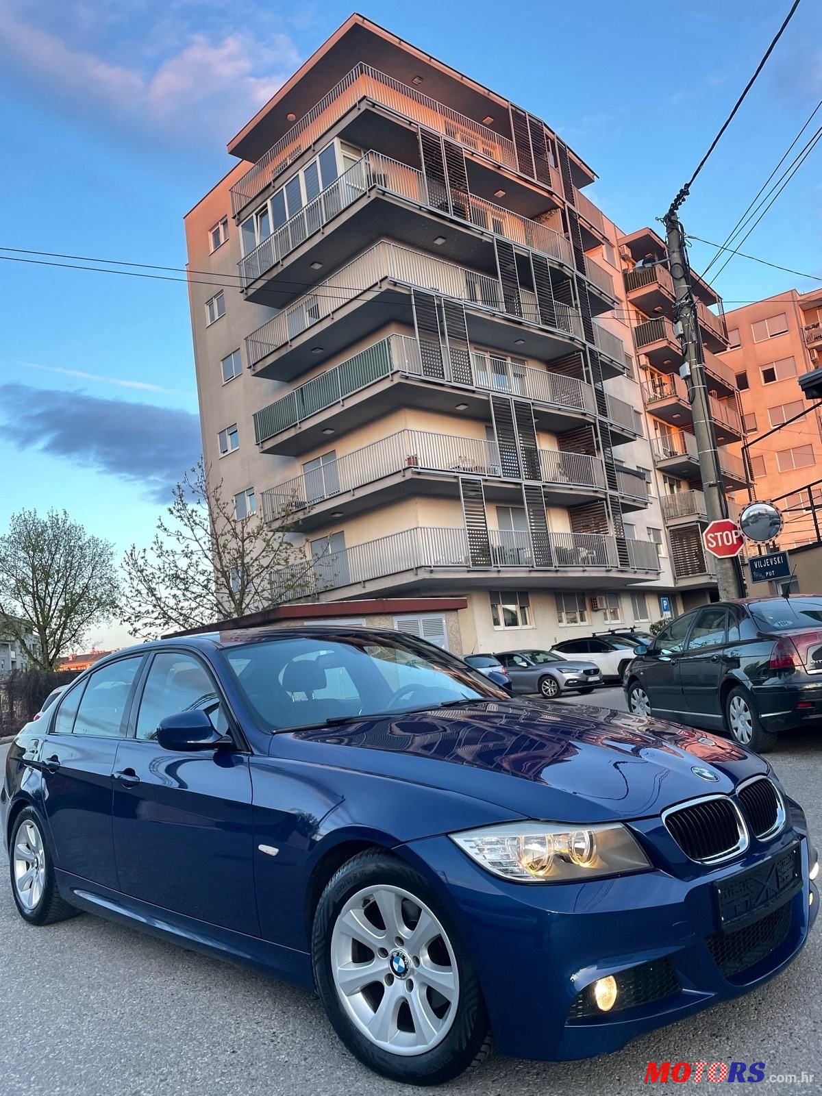 2011' BMW Serija 3 318D photo #2