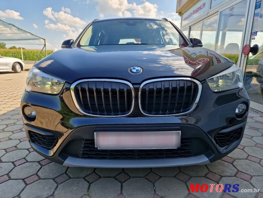2017' BMW X1 16D photo #2