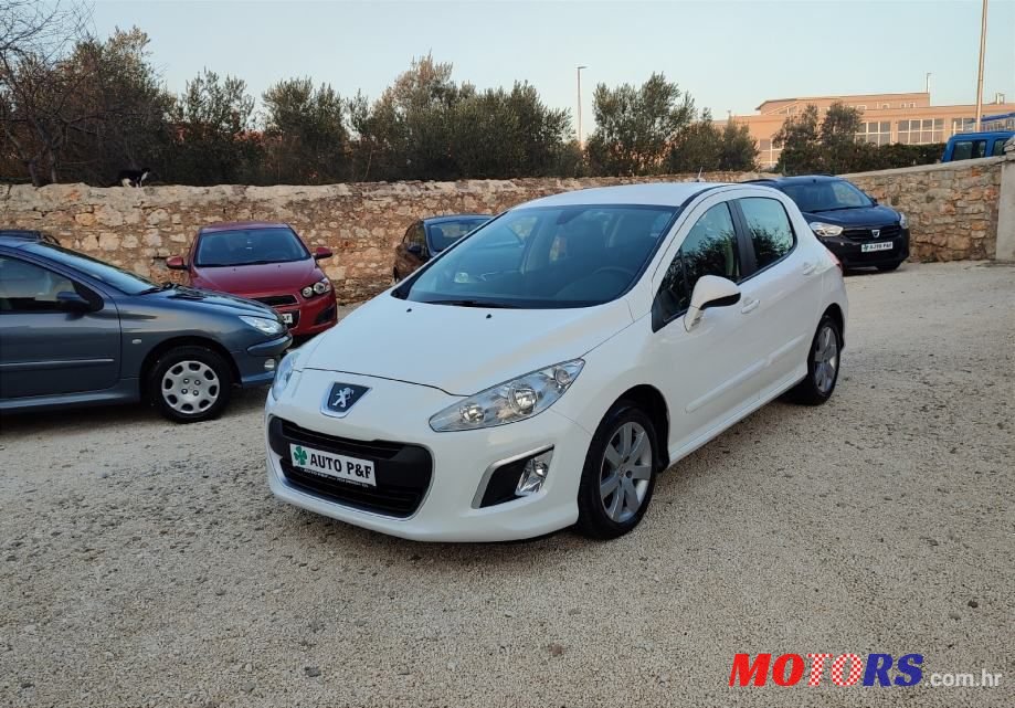 2013' Peugeot 308 1,6 Hdi photo #1