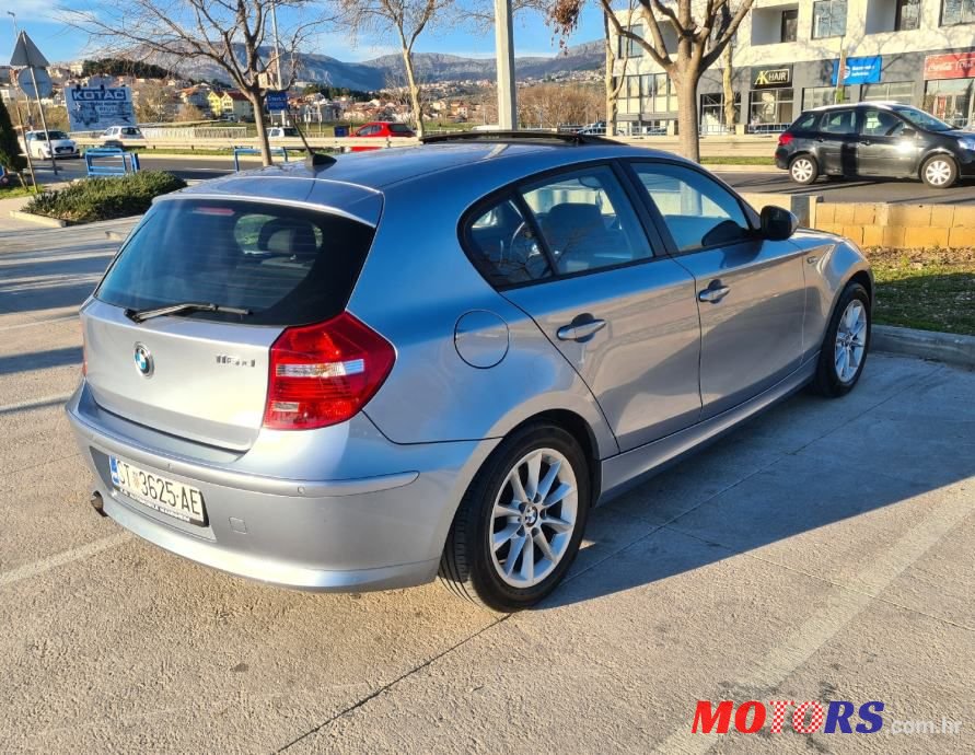 2010' BMW Serija 1 116D photo #5