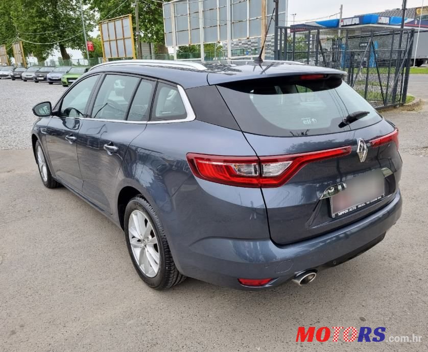 2016' Renault Megane Grandtour photo #3