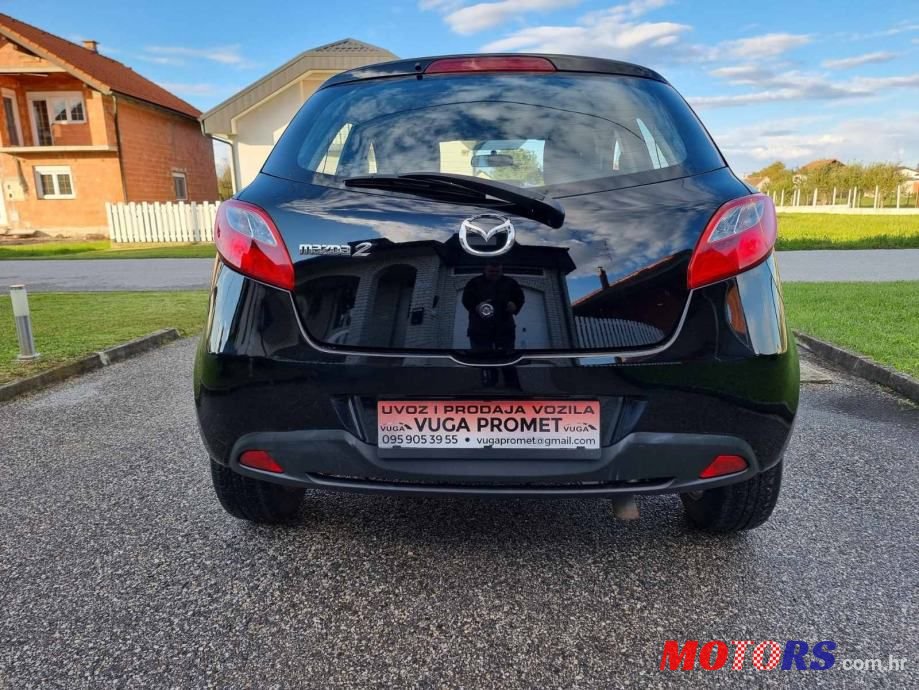 2008' Mazda 2 photo #5