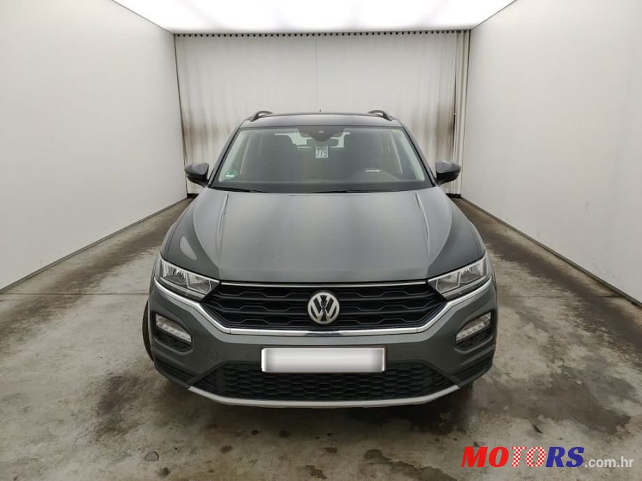 2019' Volkswagen T-Roc 1,6 Tdi photo #2