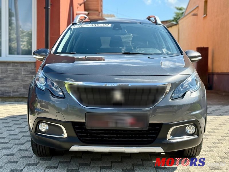 2019' Peugeot 2008 1,5 Bluehdi photo #2