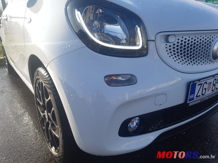 2015' Smart Forfour 1.0 photo #2