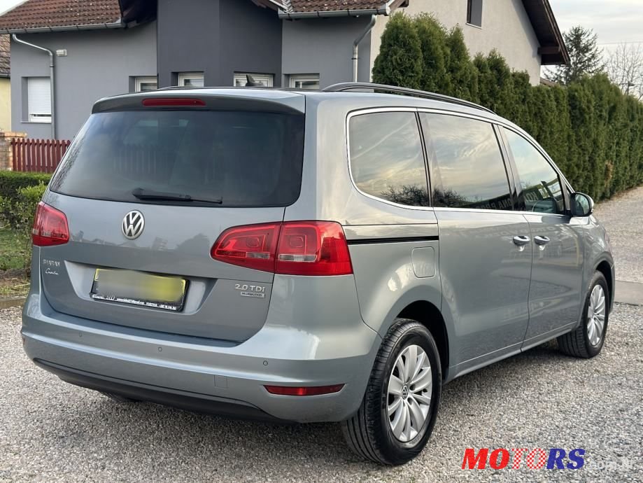 2011' Volkswagen Sharan 2,0 Tdi photo #6
