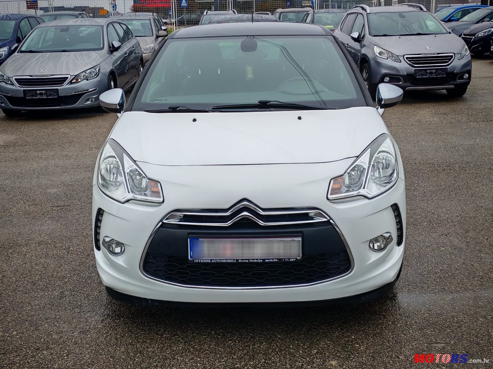 2013' Citroen DS3 1,2 Vti photo #2