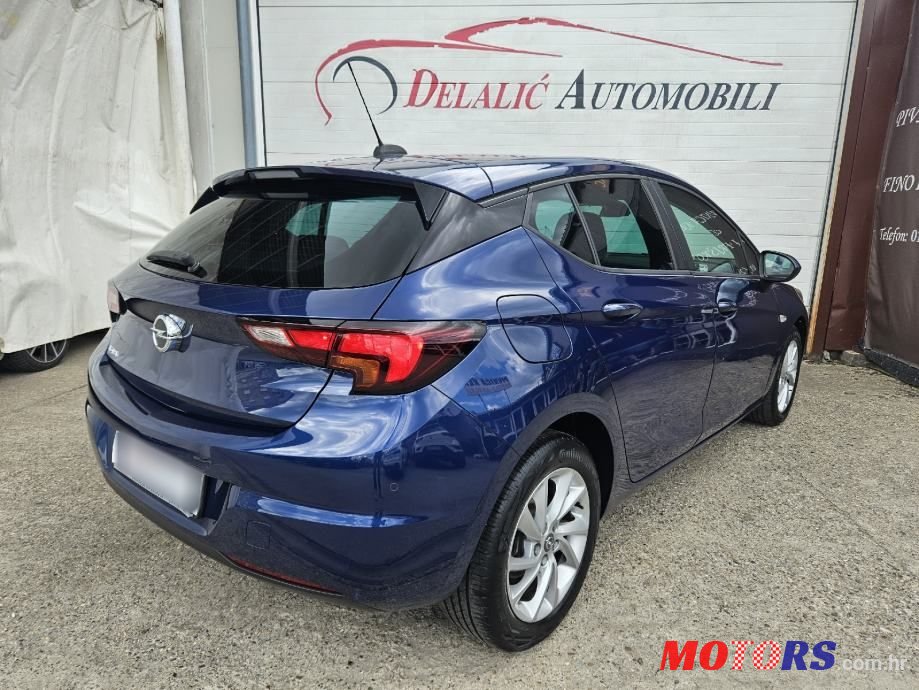 2020' Opel Astra 1,5 D photo #6