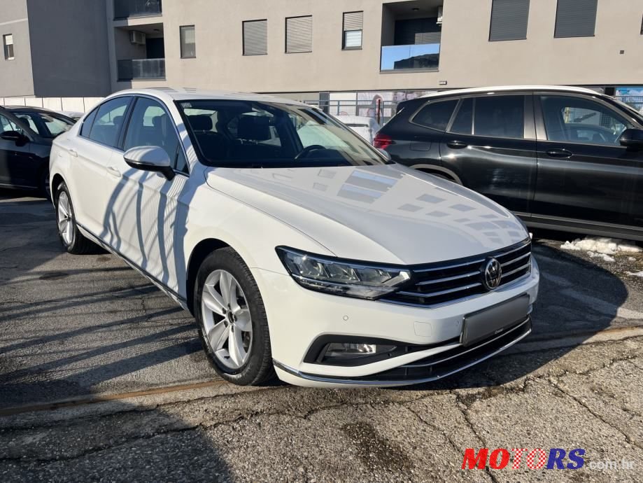 2020' Volkswagen Passat 2,0 Tdi photo #1