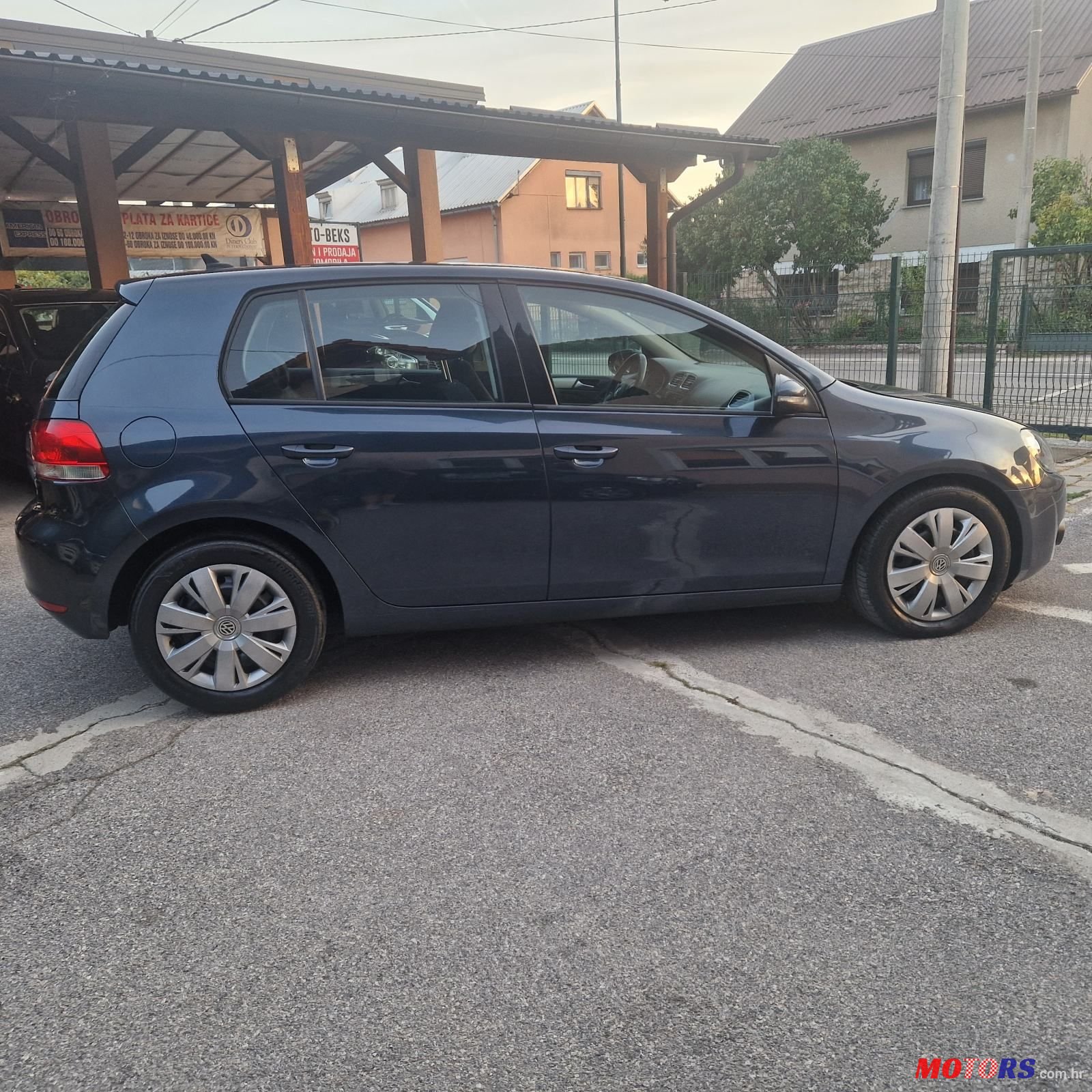 2011' Volkswagen Golf VI 1,6 Tdi photo #4