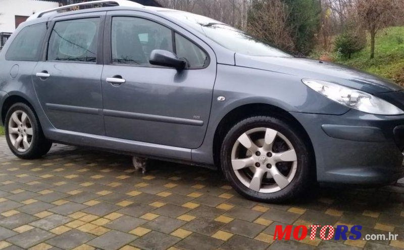 2005' Peugeot 307 Sw 1,6 16V Hdi photo #2