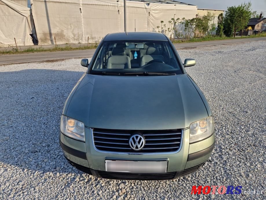 2004' Volkswagen Passat 1,9 Tdi photo #2