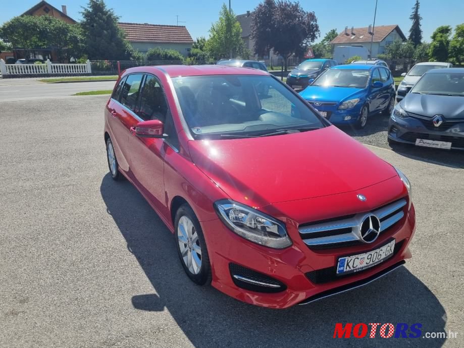 2015' Mercedes-Benz B-Klasa 180 Cdi photo #2
